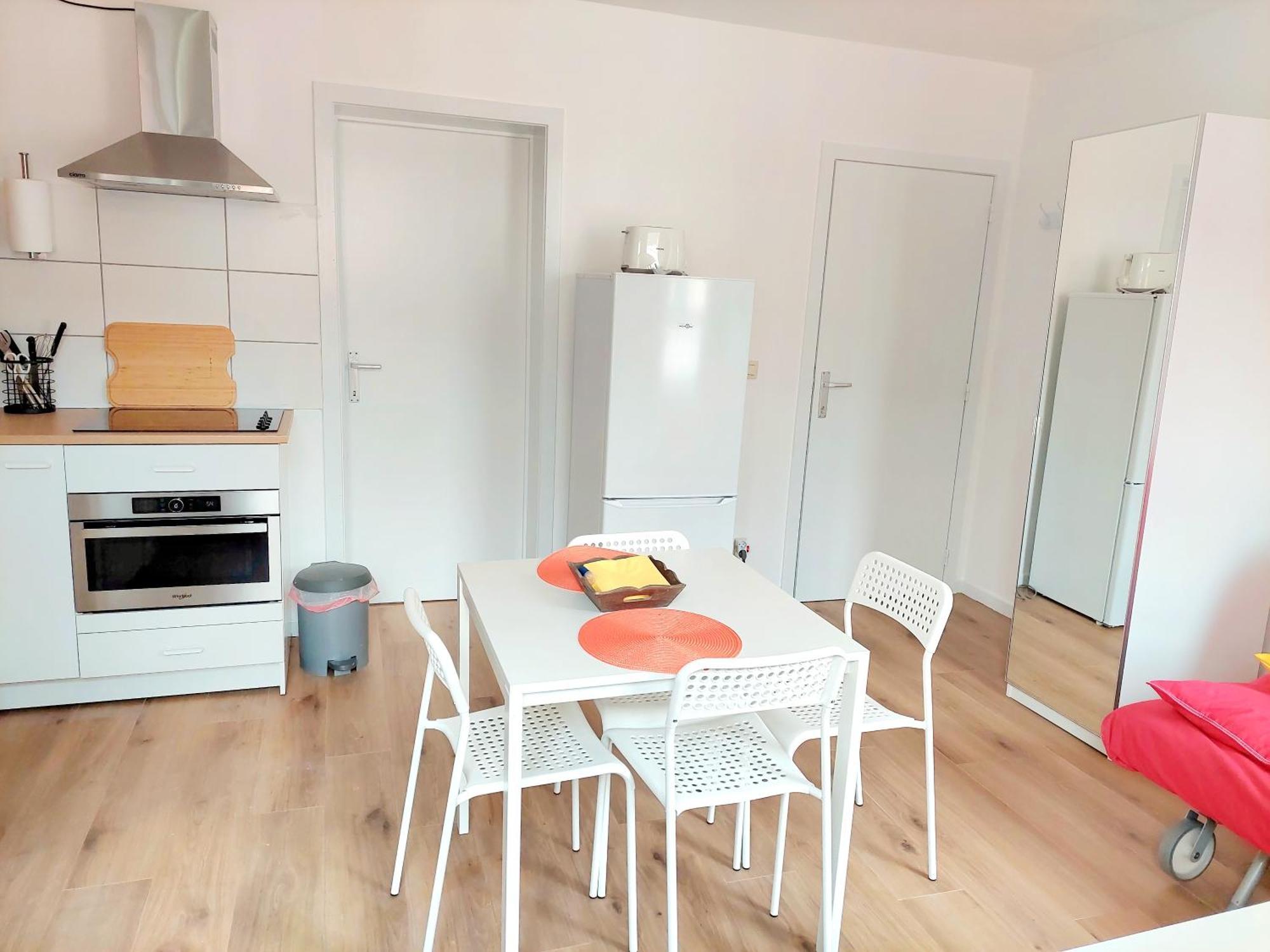 Maison Lydie - Meuble De 3 Etoiles Apartment Charleroi